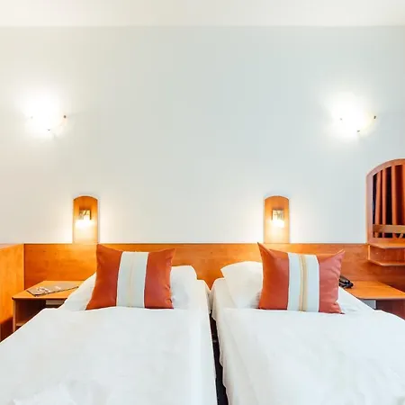 Sachticka Hotel 3*